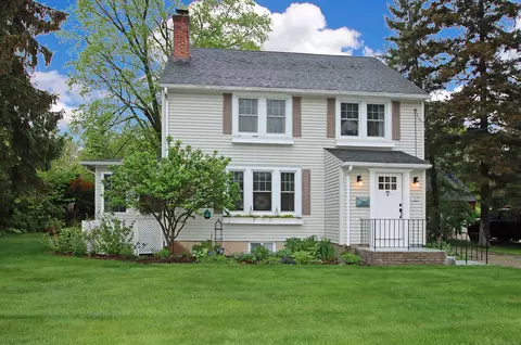 57 Prospect St, Bloomfield, CT 06002
