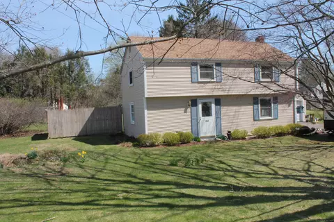 66 Old Farms Rd, Durham, CT 06422