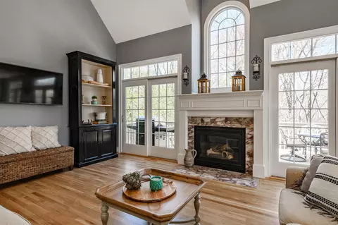 2 N Point Lndg #2, Avon, CT 06001