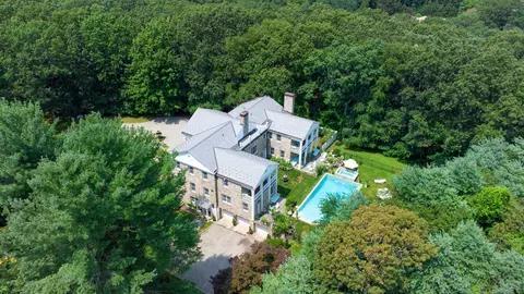 5 Northside Ln, Westport, CT 06880