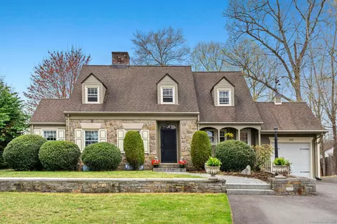 783 Ridge Rd, Wethersfield, CT 06109