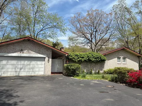 64 Sherwood Ln, Norwich, CT 06360