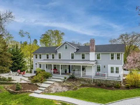 7 Mansfield Pl, Westport, CT 06880