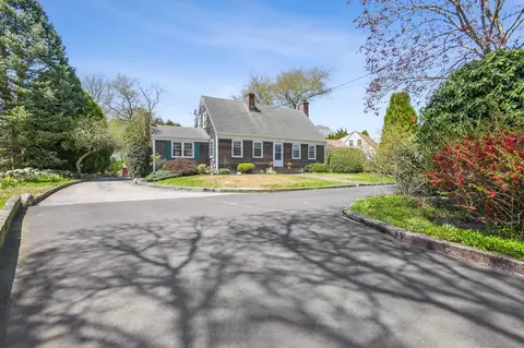 464 Greenhaven Rd, Pawcatuck, CT 06379