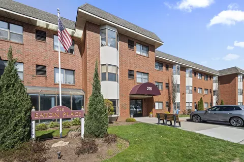 216 Quinnipiac Ave #218, North Haven, CT 06473