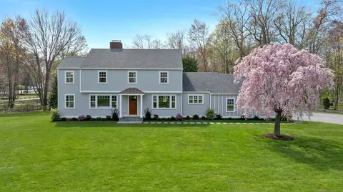 4 Rabbit Ln, Darien, CT 06820