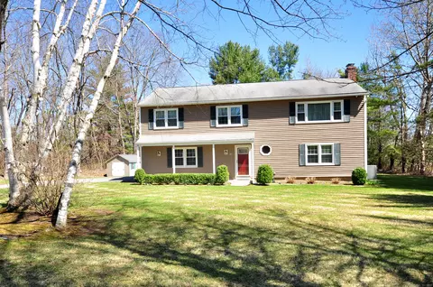 12 Jefferson Dr, New Milford, CT 06776