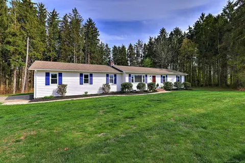 245 Paradise Ave, Hamden, CT 06514