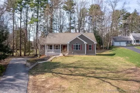 39 Ladds Ln, Killingly, CT 06241