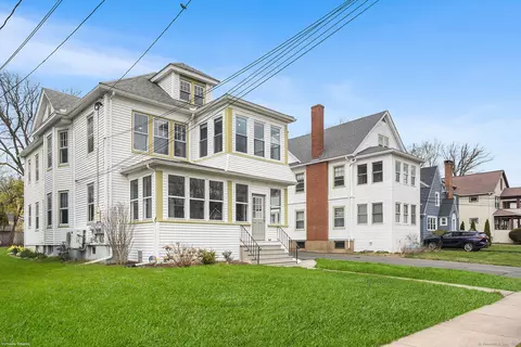 35 Argyle Ave, West Hartford, CT 06107