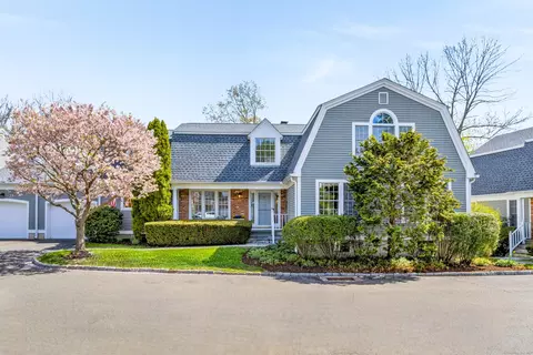 31 Lakeview Ave, New Canaan, CT 06840