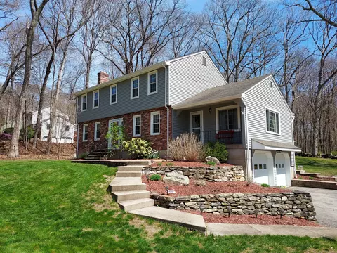 43 Attawanhood Trl, Amston, CT 06231