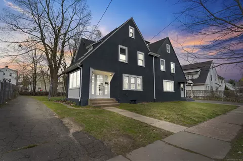 55 Allendale Rd, Hartford, CT 06106