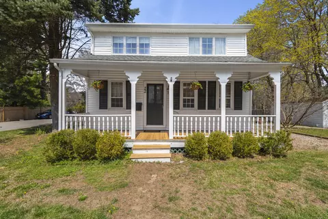 22 Prospect St, Deep River, CT 06417