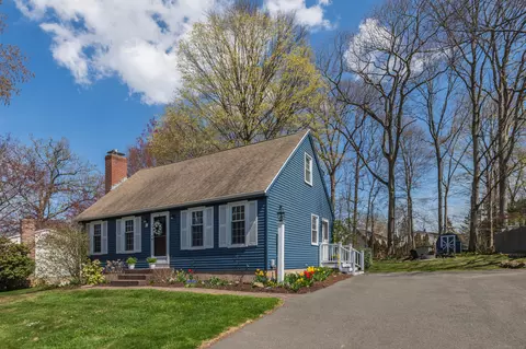 63 Pettit Dr, Meriden, CT 06451