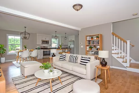 3 Henry Rd, Enfield, CT 06082