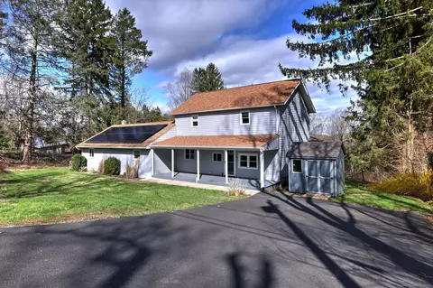 354 Sperry Rd, Bethany, CT 06524