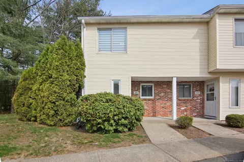 410 Emmett St #26, Bristol, CT 06010