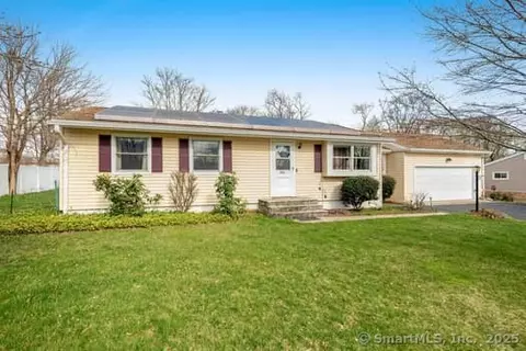 127 Pleasant View Rd, Derby, CT 06418