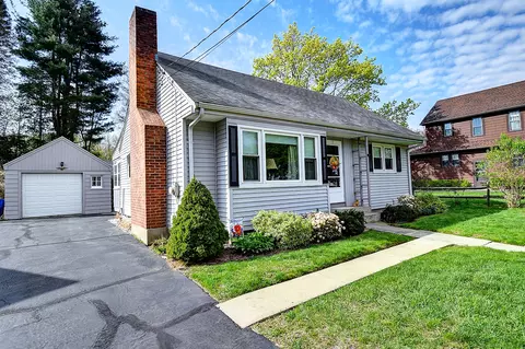 12 Howard Ave, Wethersfield, CT 06109