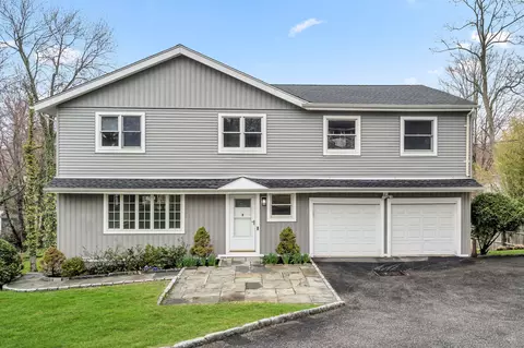 90 County St, Norwalk, CT 06851