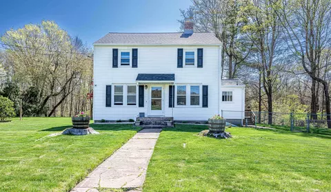 929 Totoket Rd, Northford, CT 06472