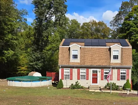 13 Damato Dr, Stonington, CT 06378