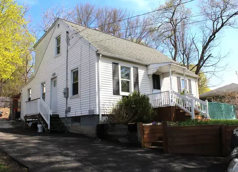 230 W Washington St, Bristol, CT 06010