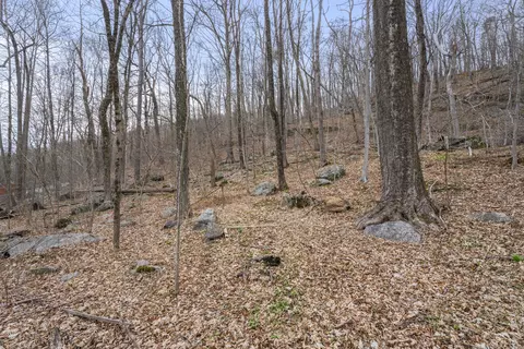 40 Wagon Wheel Rd, Sherman, CT 06784
