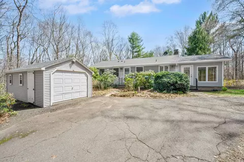 21 Red Oak Hill Rd, Willington, CT 06279