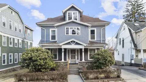 318 Pine St, Waterbury, CT 06704