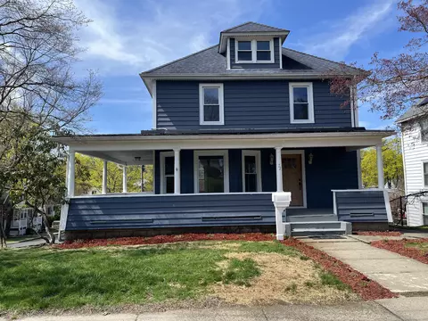 72 Davis St, Danbury, CT 06810