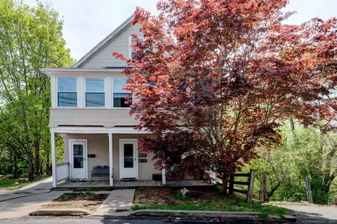 57 Lincoln St, Bristol, CT 06010
