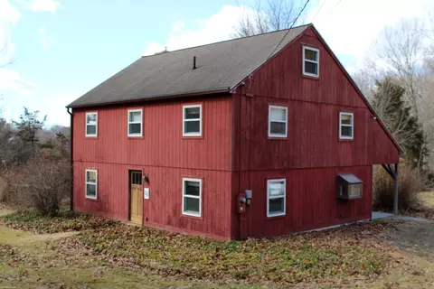 88 W Purchase Rd, Southbury, CT 06488