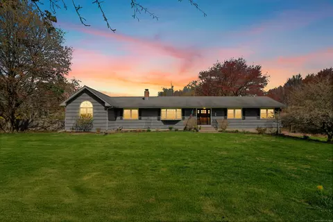 20 Mill Brook Ter, Monroe, CT 06468