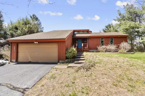 603 Keeney St, Glastonbury, CT 06033