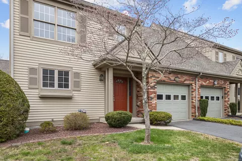34 Elderkin Xing #34, Norwich, CT 06360