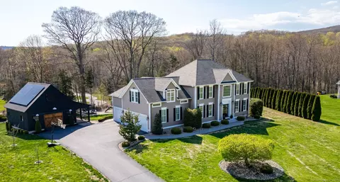 23 Wildcat Rd, Burlington, CT 06013