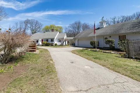33 Quarry Rd, Bolton, CT 06043