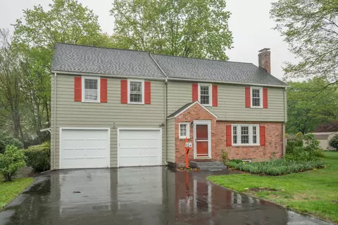 20 Fairview St, Simsbury, CT 06070