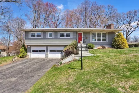 345 Evening Star Dr, Naugatuck, CT 06770