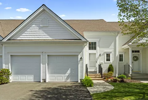 15 Meadowview Ct #15, Canton, CT 06019