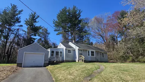 35 Thayer Rd, Haddam, CT 06441
