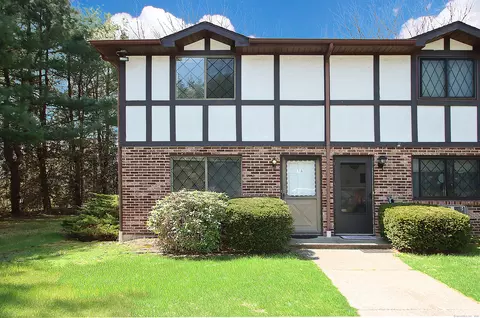 2 Branch Rd #1A, Thomaston, CT 06787