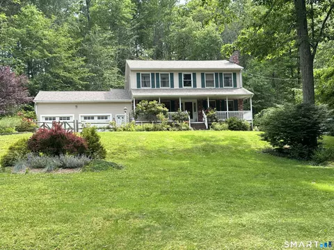 181 N Chestnut Hill Rd, Killingworth, CT 06419