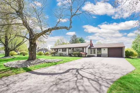 300 Benedict Dr, South Windsor, CT 06074