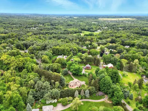 152 Rose Haven Rd, Somers, CT 06071