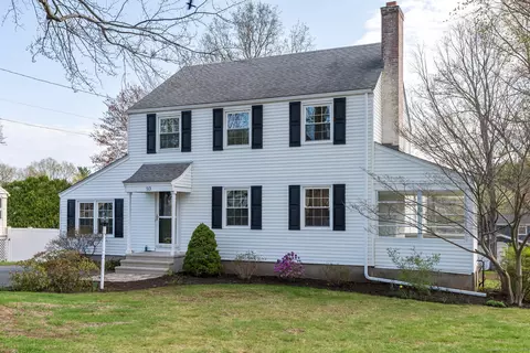 93 Valley View Dr, Wethersfield, CT 06109