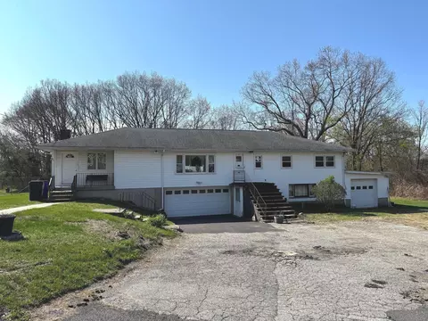 45 Linden St, Watertown, CT 06779