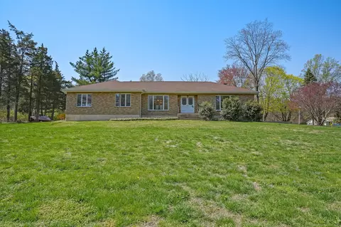 44 High Ridge Rd, Easton, CT 06612